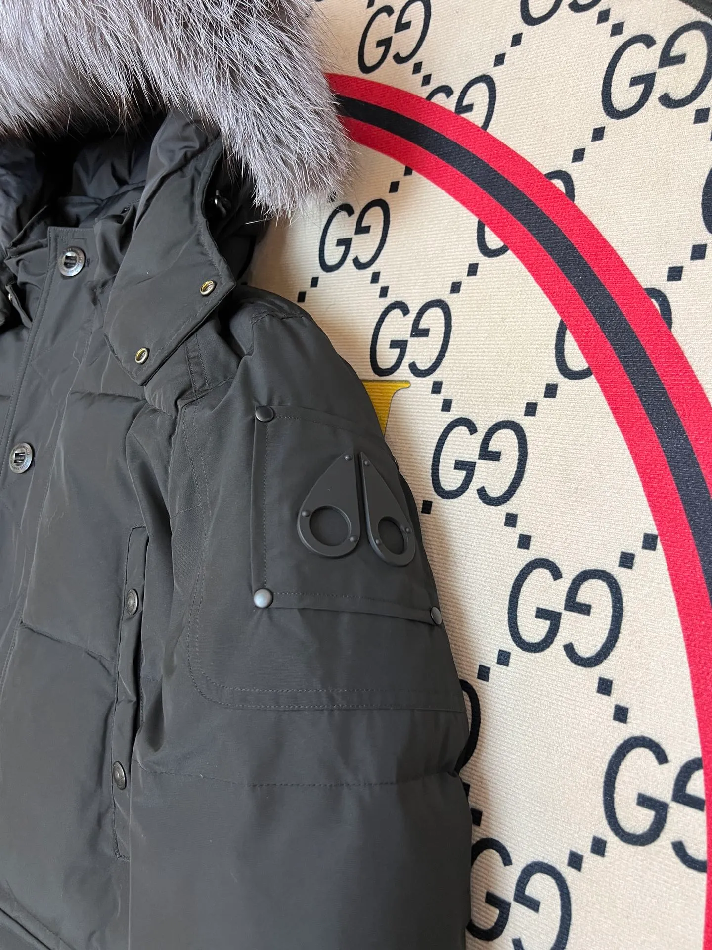 ：Y 120 Black 🇨🇦Moose knuckles/ 07/ Moose knuckles . 2007 🇨🇦 ！ Premium ， 。 ， RMB 5040-15000 ！ ，LOGO ✂️. ！ . ！ MONCLER/ Canada Goose/ ，Moose knuckles 2020 …… ✂️ 90% ， ！ ✂️ ， ! ✂️ YKK， ， ！ ✂️ ， . ！ ✂️ 3D ， ⚠️Size:s-xxl